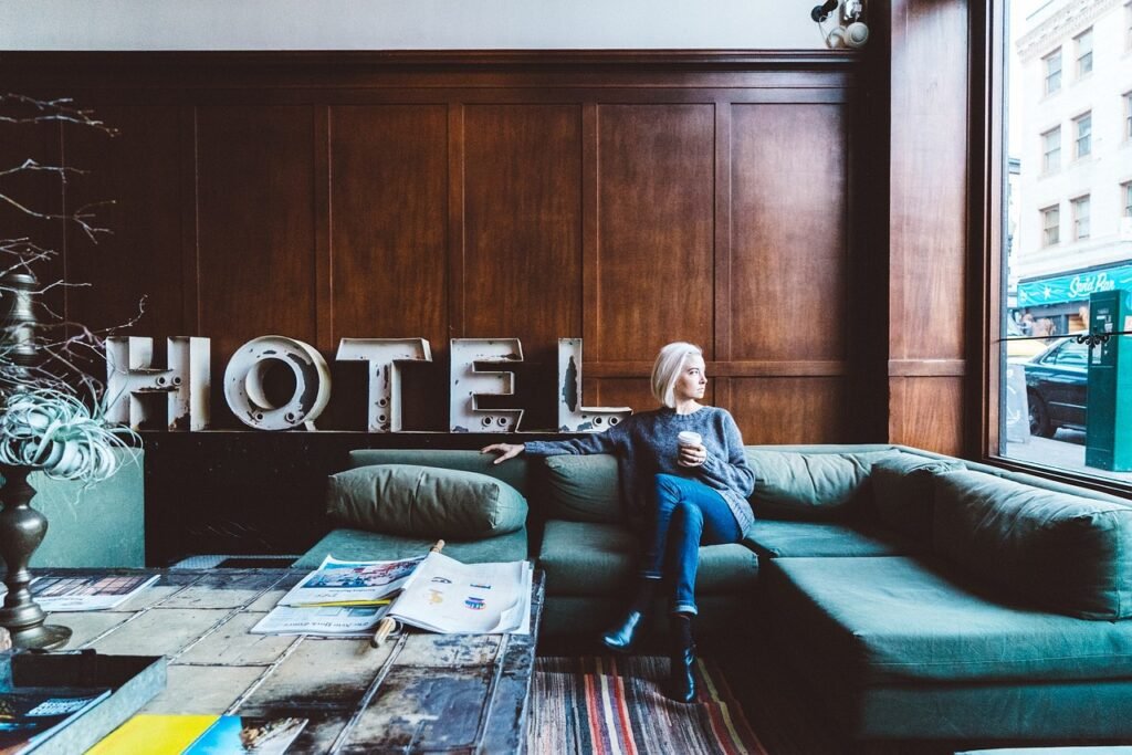hotel.tribratatv.id review about hotel